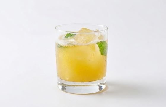 Pineapple Spritzer Mocktail